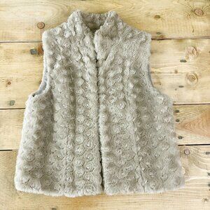 Elle Faux Fur Vest Tufted Rosettes Tan‎ S Lined